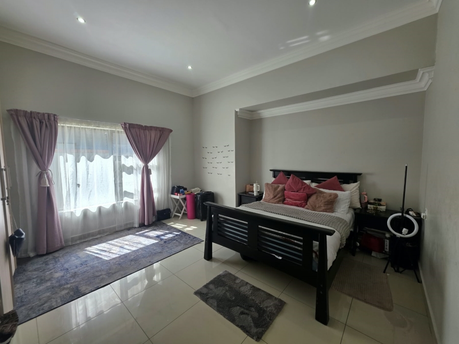 3 Bedroom Property for Sale in Wild Olive Estate Free State